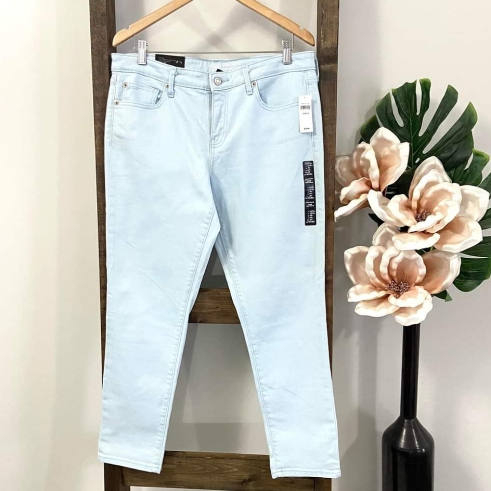 Gap Girlfriend Jeans